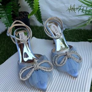 Badgley Mischka Sacred Bow Pump Azure Blue sz8 Excellent condition. Sold out!